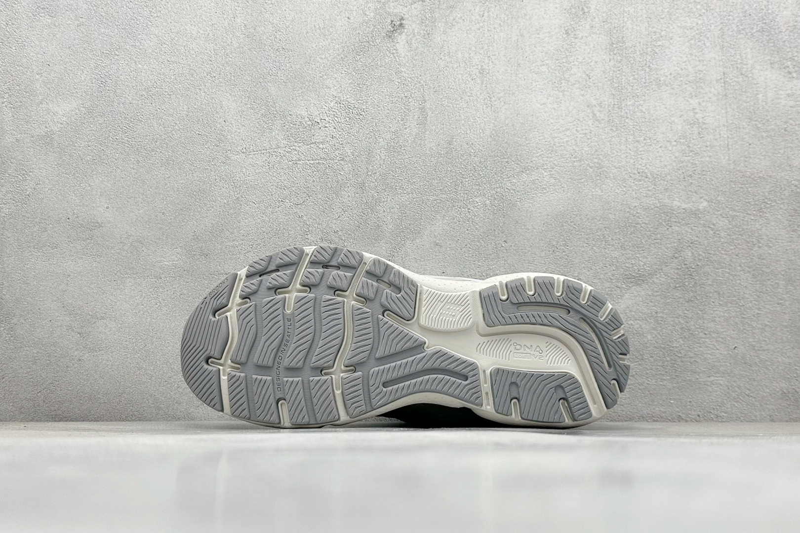 Brooks Ghost 15代 布鲁克斯 系列低帮透气缓震支撑休闲运动慢跑鞋 110393 1D 161