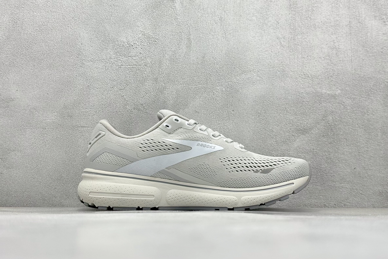 Brooks Ghost 15代 布鲁克斯 系列低帮透气缓震支撑休闲运动慢跑鞋 110393 1D 161