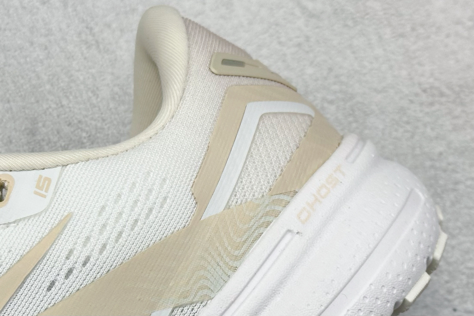 Brooks Ghost 15代 布鲁克斯 系列低帮透气缓震支撑休闲运动慢跑鞋 120380 1B 013