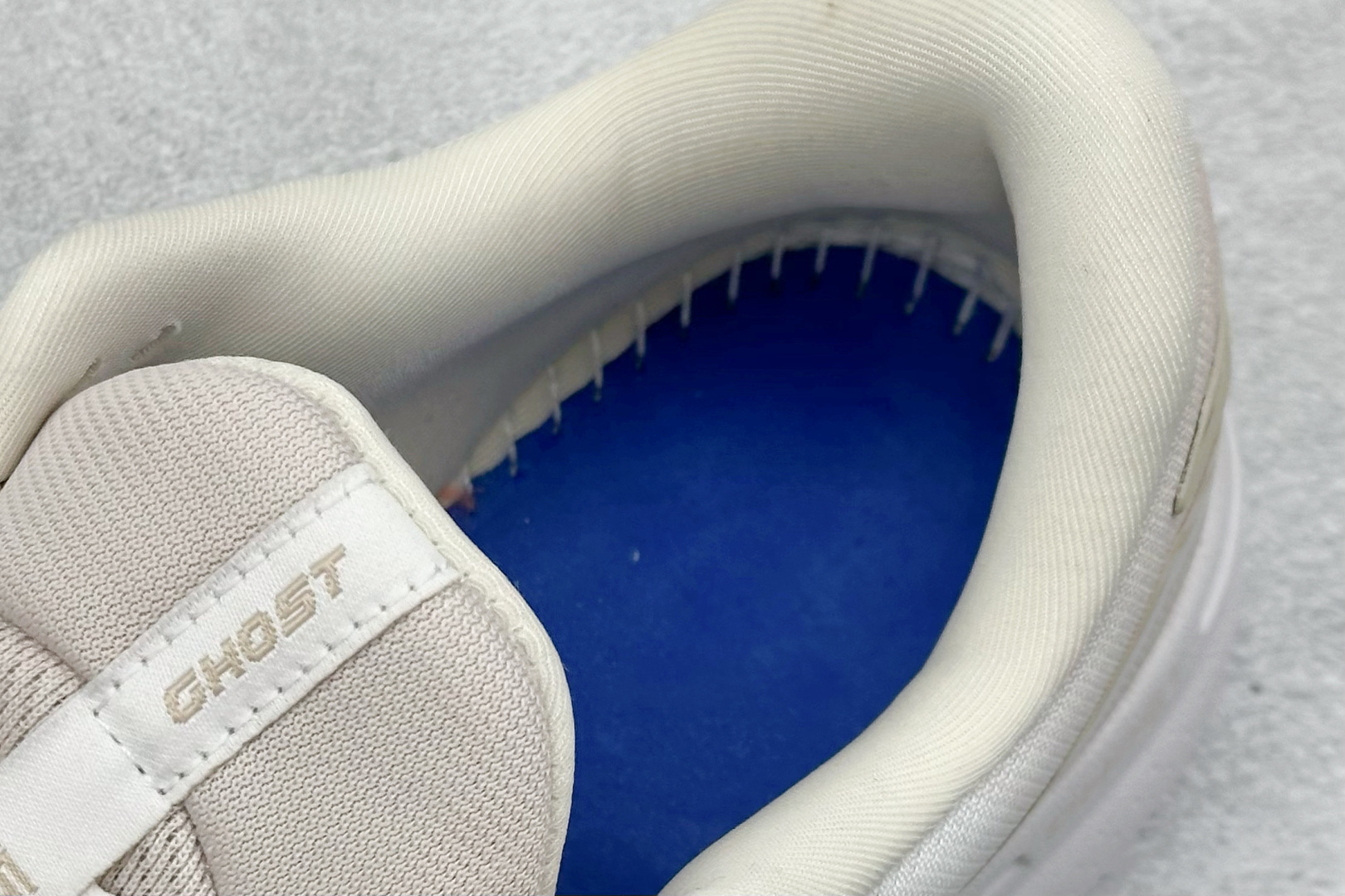 Brooks Ghost 15代 布鲁克斯 系列低帮透气缓震支撑休闲运动慢跑鞋 120380 1B 013