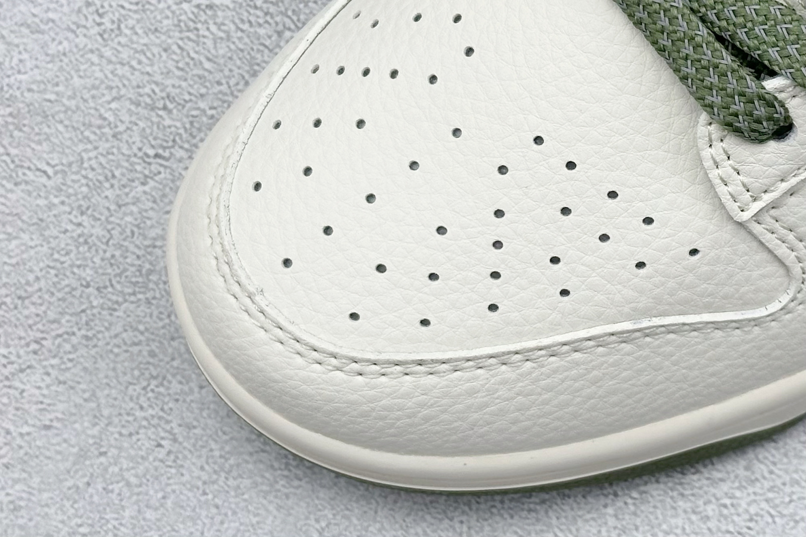 Nike SB Dunk Low x Louis Vuitton 白绿 JY6988-108