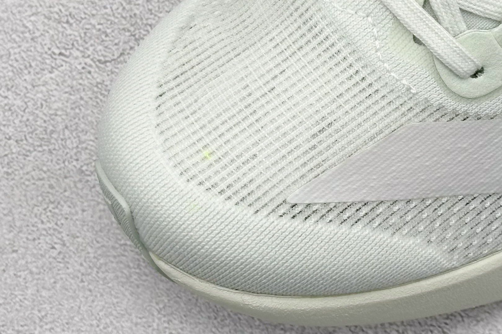 PAdidas Adizero Evo SL 阿迪超轻透气缓震跑鞋 JR5840