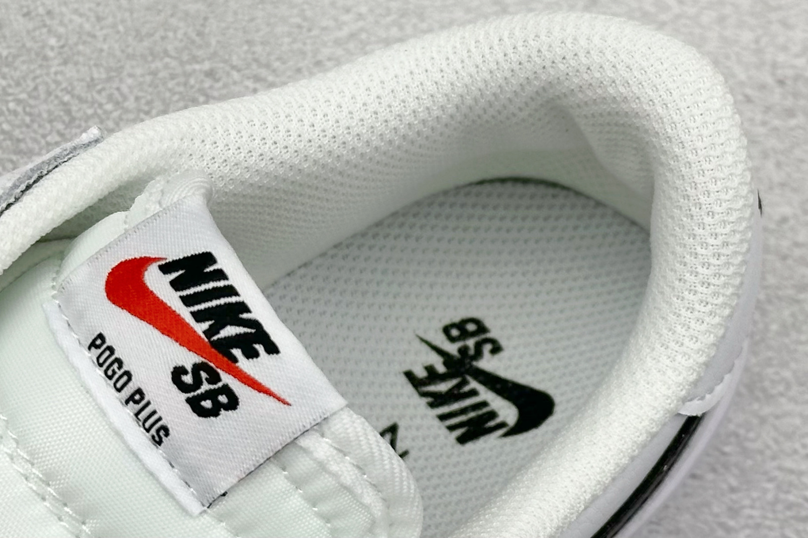 GX版Nike SB Zoom Pogo Plus 防滑耐磨低帮板鞋 DZ7584-112