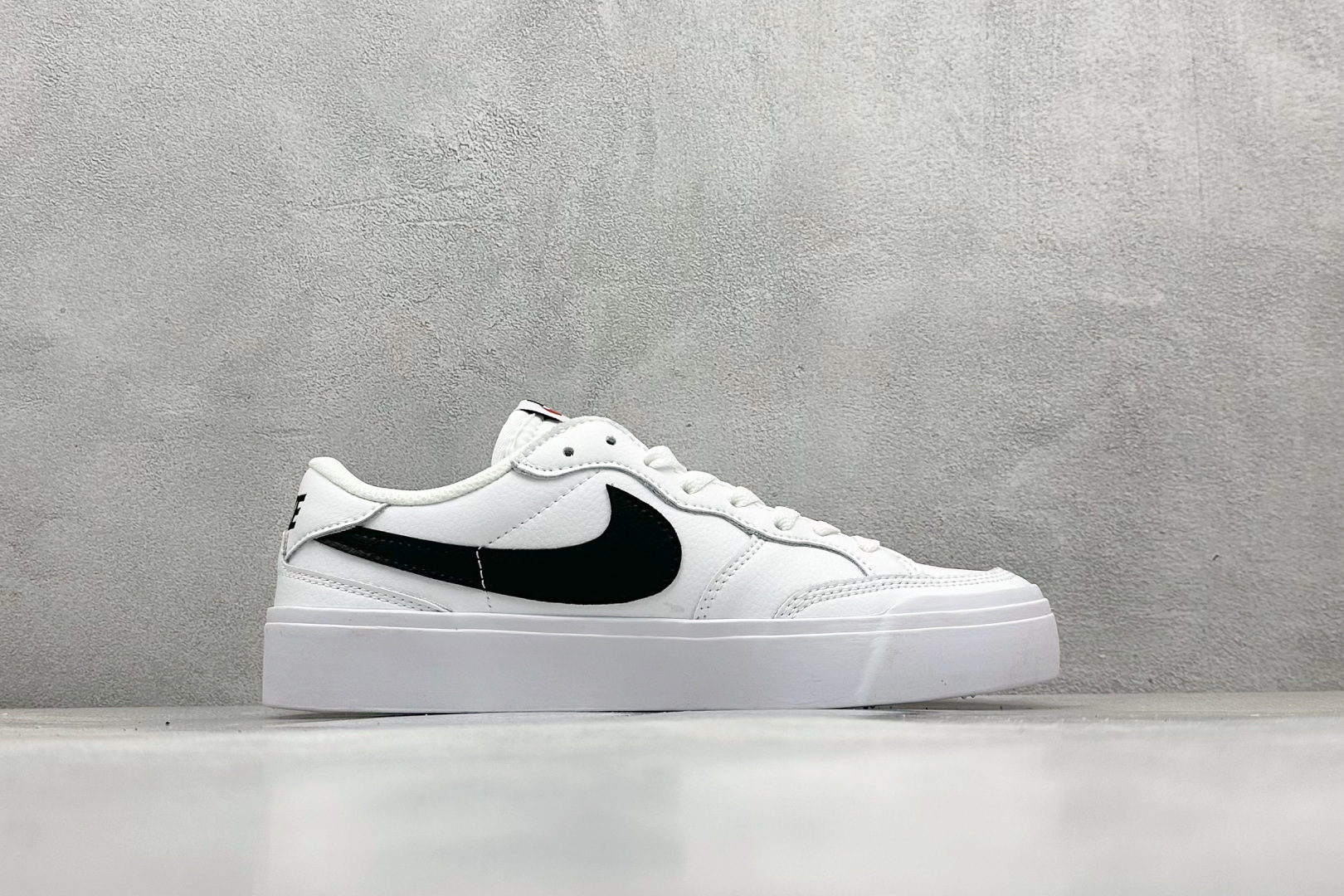 GX版Nike SB Zoom Pogo Plus 防滑耐磨低帮板鞋 DZ7584-112