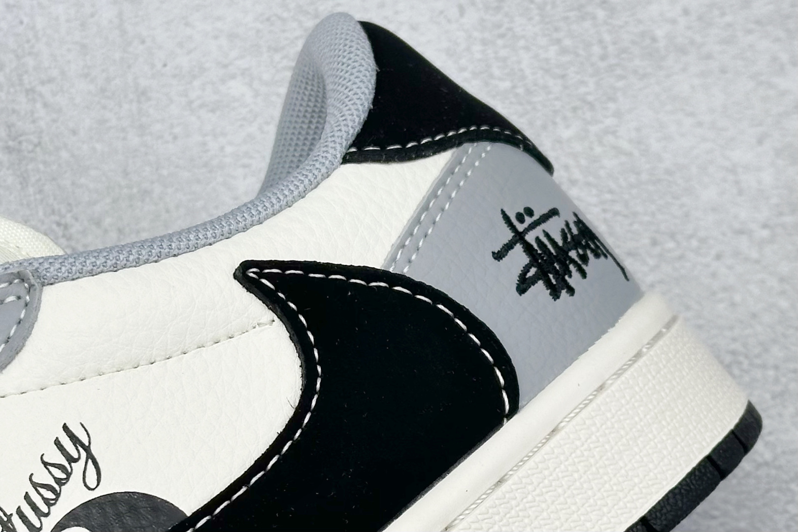 XC版Travis Scott x Fragment Design x Air Jordan 1 Low SP AJ1 乔1 斯图西联名 低帮文化休闲板鞋 XS7089-601