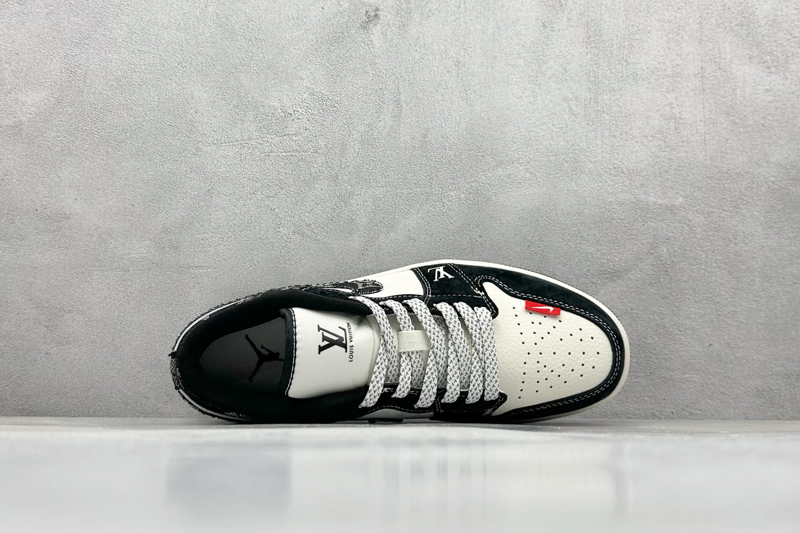 XC版Air Jordan 1 Low AJ1 乔1 LV联名 黑布红标 高端定制 低帮复古篮球鞋 YX5066-369