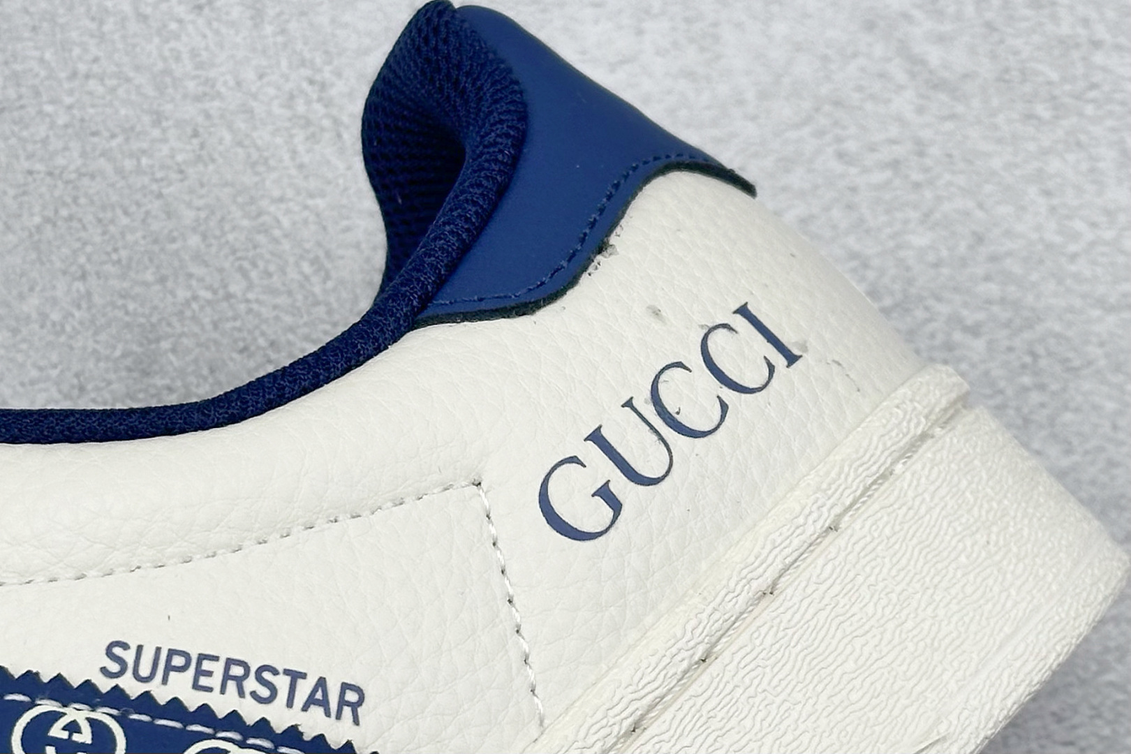 AD Originals Superstar x GUCCI 白蓝 AD8012