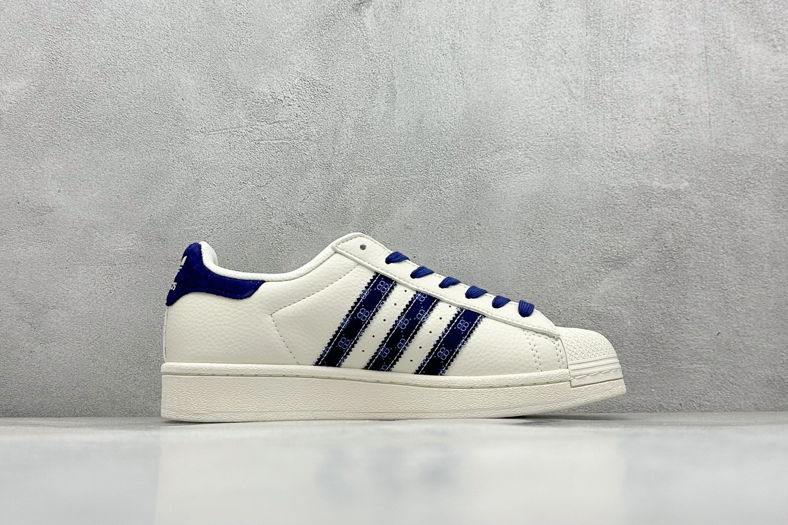 AD Originals Superstar x Paris 白蓝 XS0010