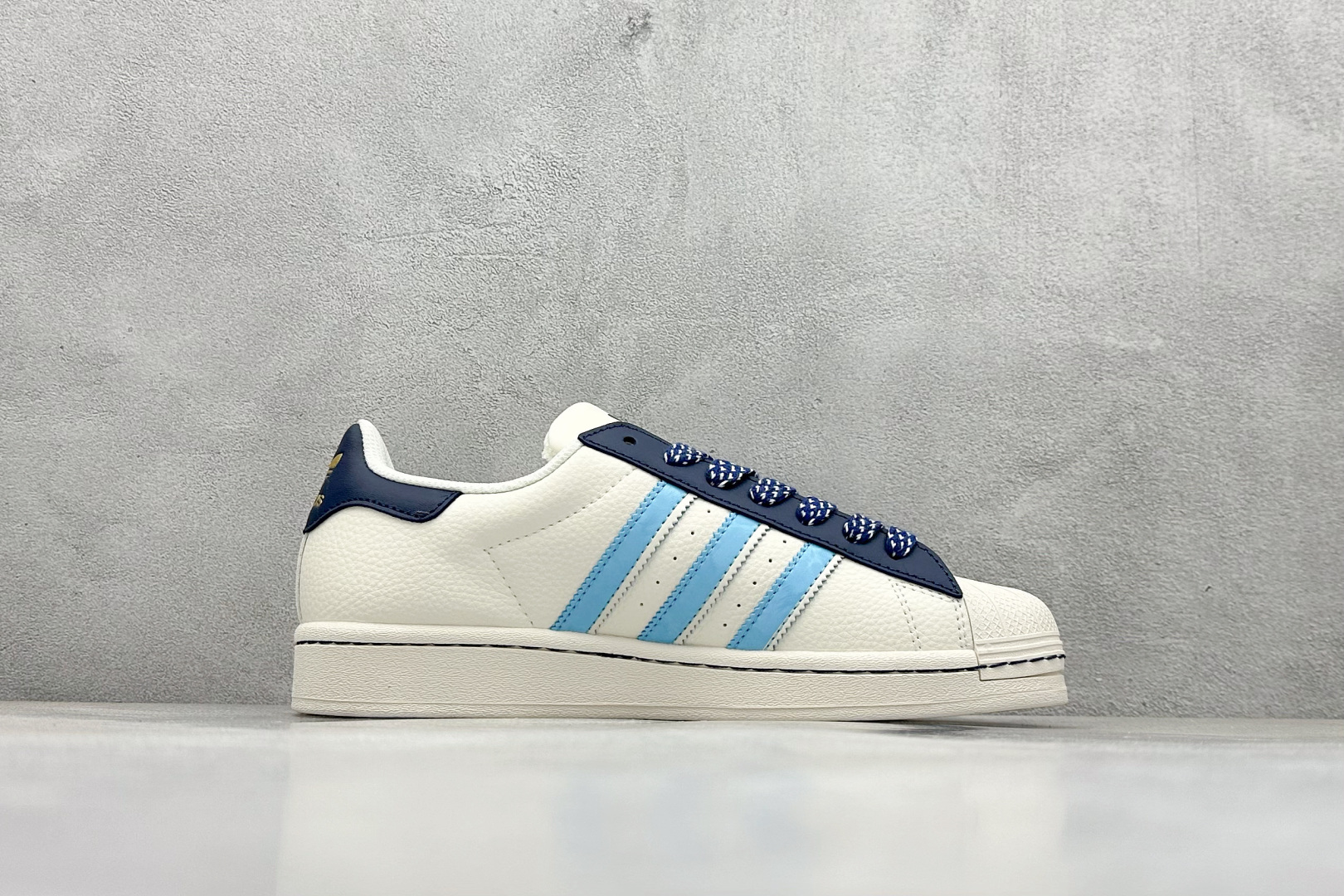 AD Originals Superstar x Stussy 白蓝 HS3083