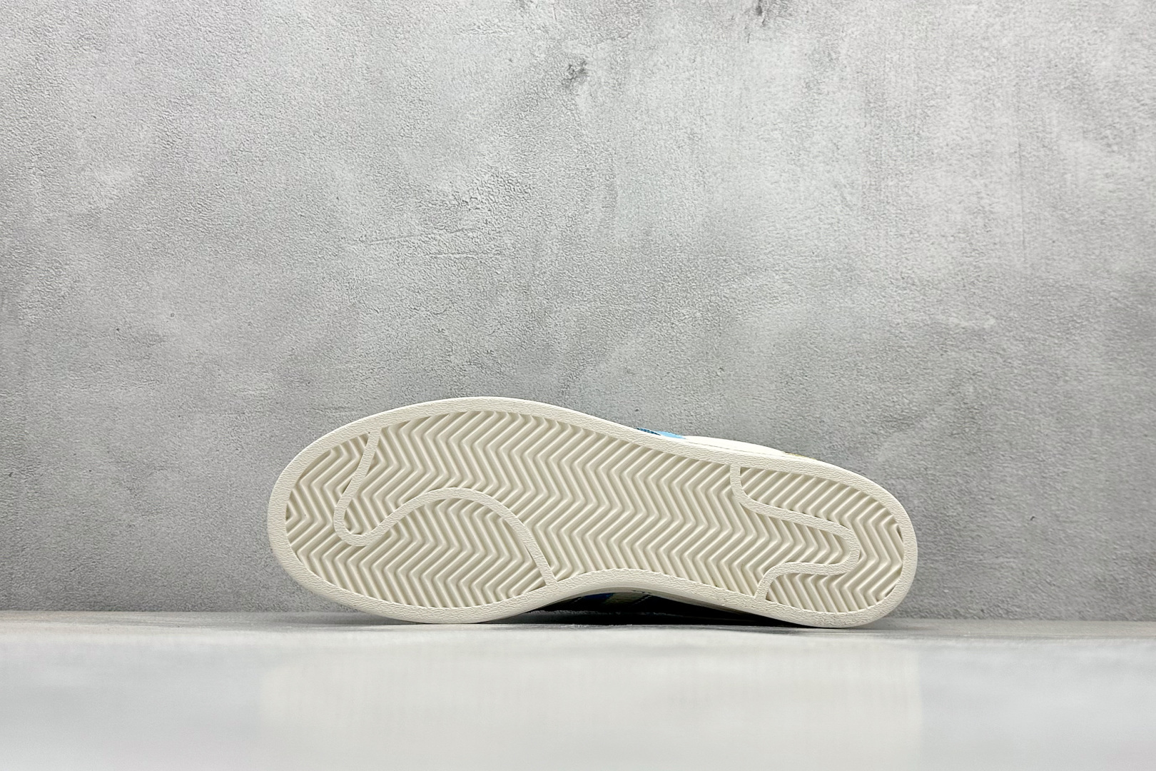 AD Originals Superstar x Stussy 白蓝 HS3083