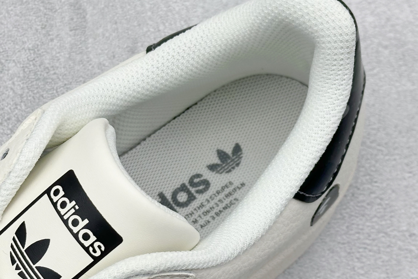 AD Originals Superstar x BAPE 白黑 HS3077