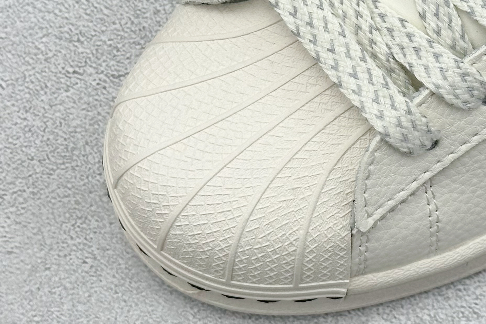 AD Originals Superstar x BAPE 白黑 HS3077