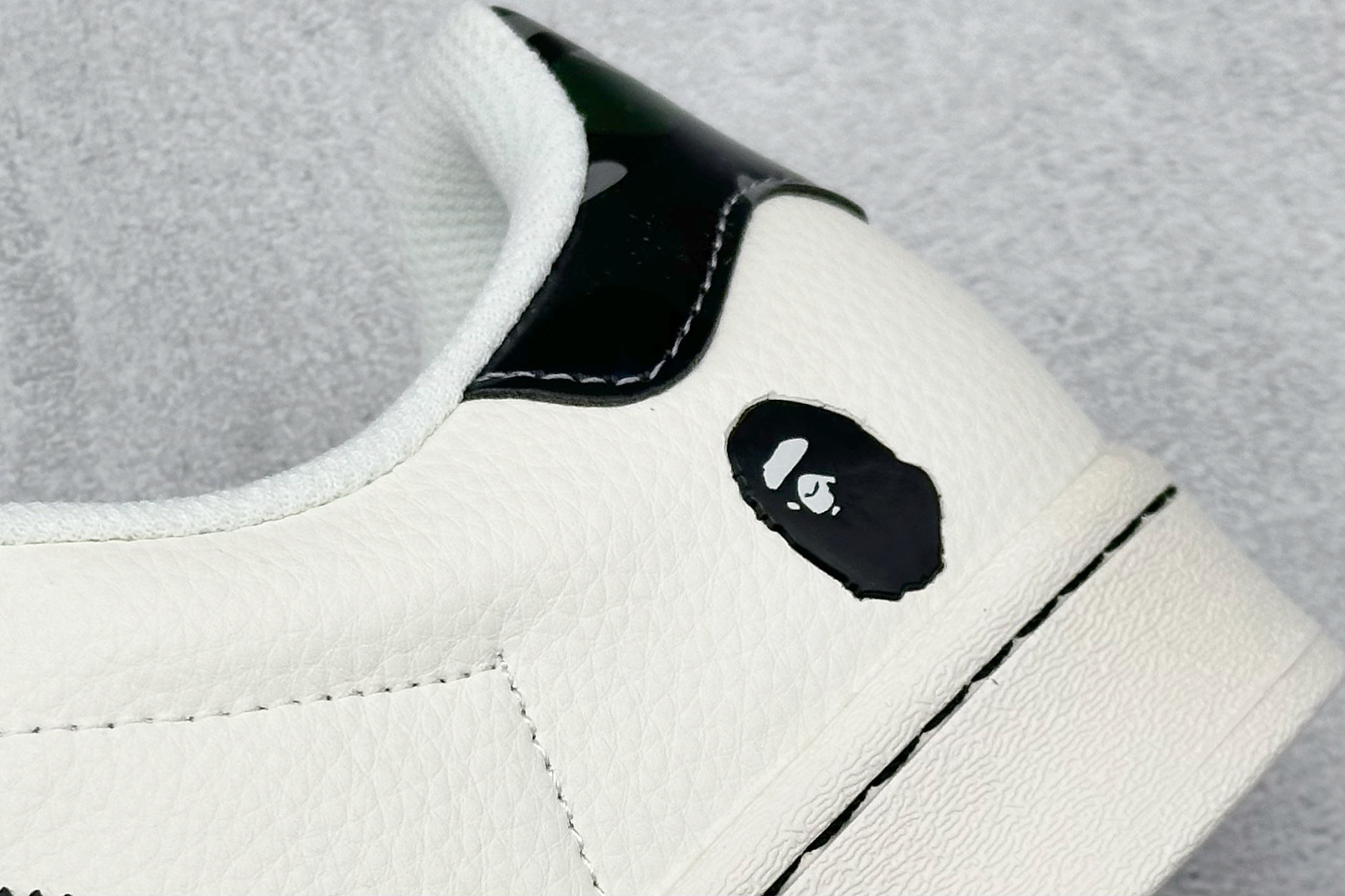 AD Originals Superstar x BAPE 白黑 HS3077