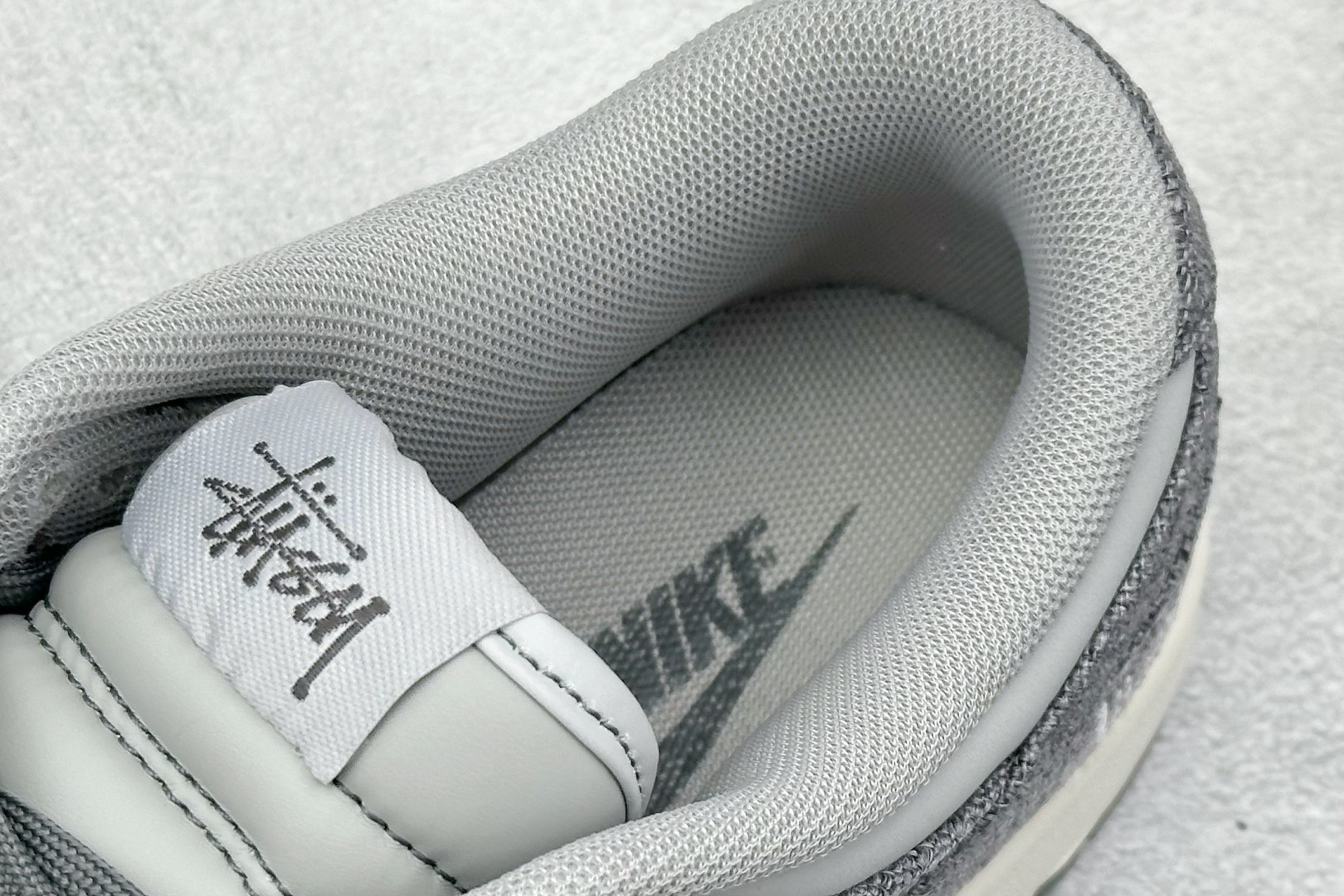 Nike SB Dunk Low x Stussy 黑灰小勾 FX1588-306