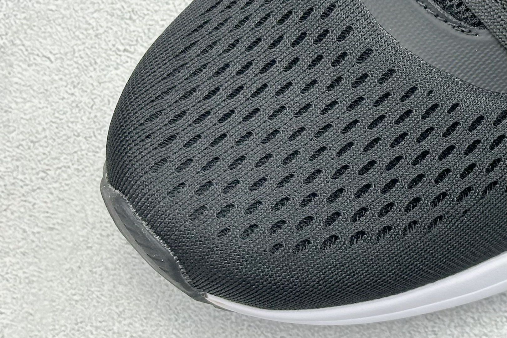 AD Supernova Rise 阿迪全新休闲轻跑鞋 D68961