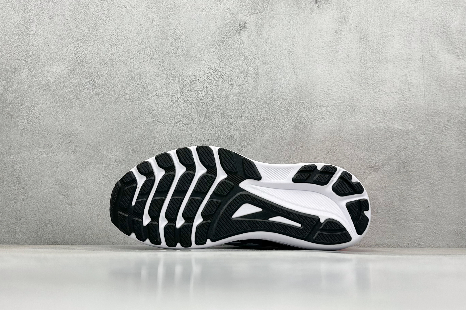 AD Supernova Rise 阿迪全新休闲轻跑鞋 AQ0885