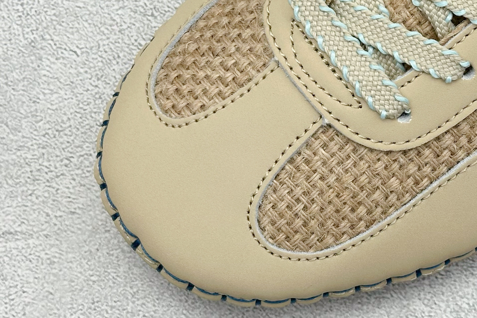 HY版CL x Adidas originals GAZELLE BY EDISON CHEN 柔软舒适低帮板鞋 IH3641