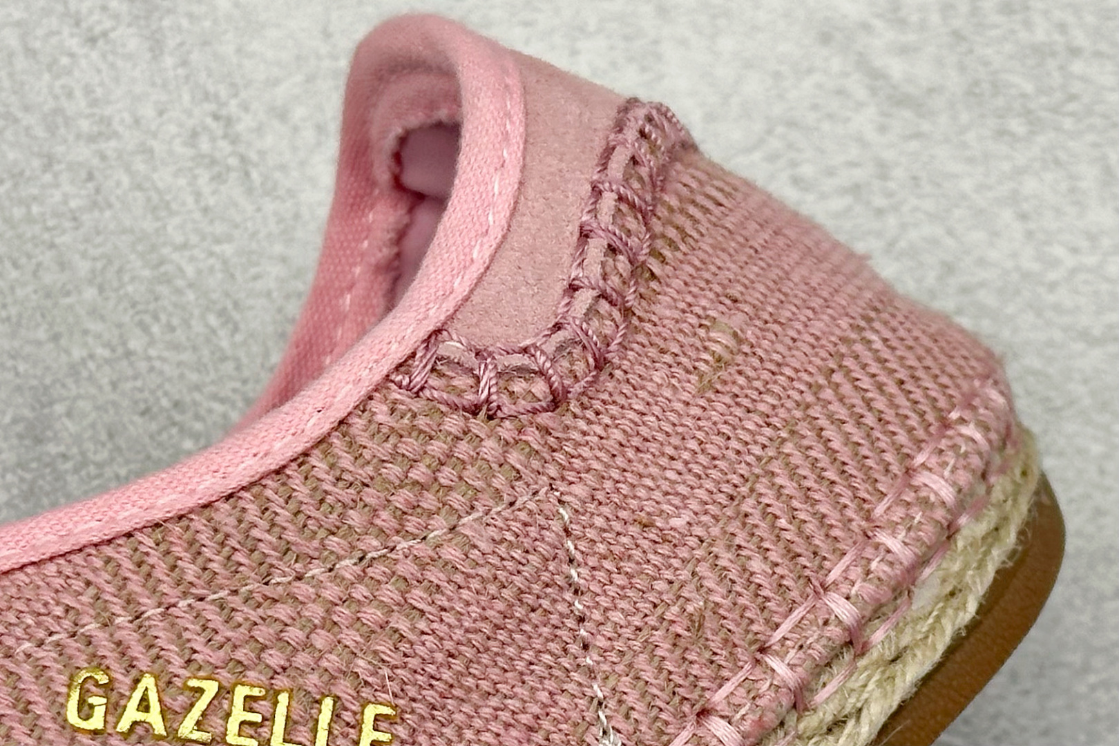 HY版CL x Adidas originals GAZELLE BY EDISON CHEN 柔软舒适低帮板鞋 IH3144