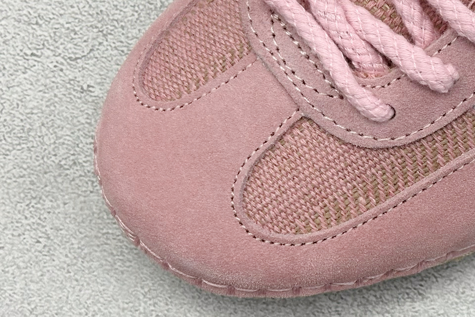 HY版CL x Adidas originals GAZELLE BY EDISON CHEN 柔软舒适低帮板鞋 IH3144