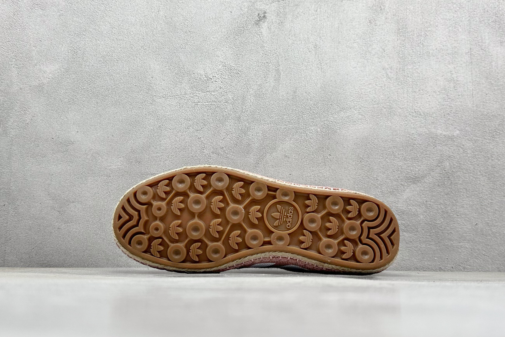 HY版CL x Adidas originals GAZELLE BY EDISON CHEN 柔软舒适低帮板鞋 IH3144