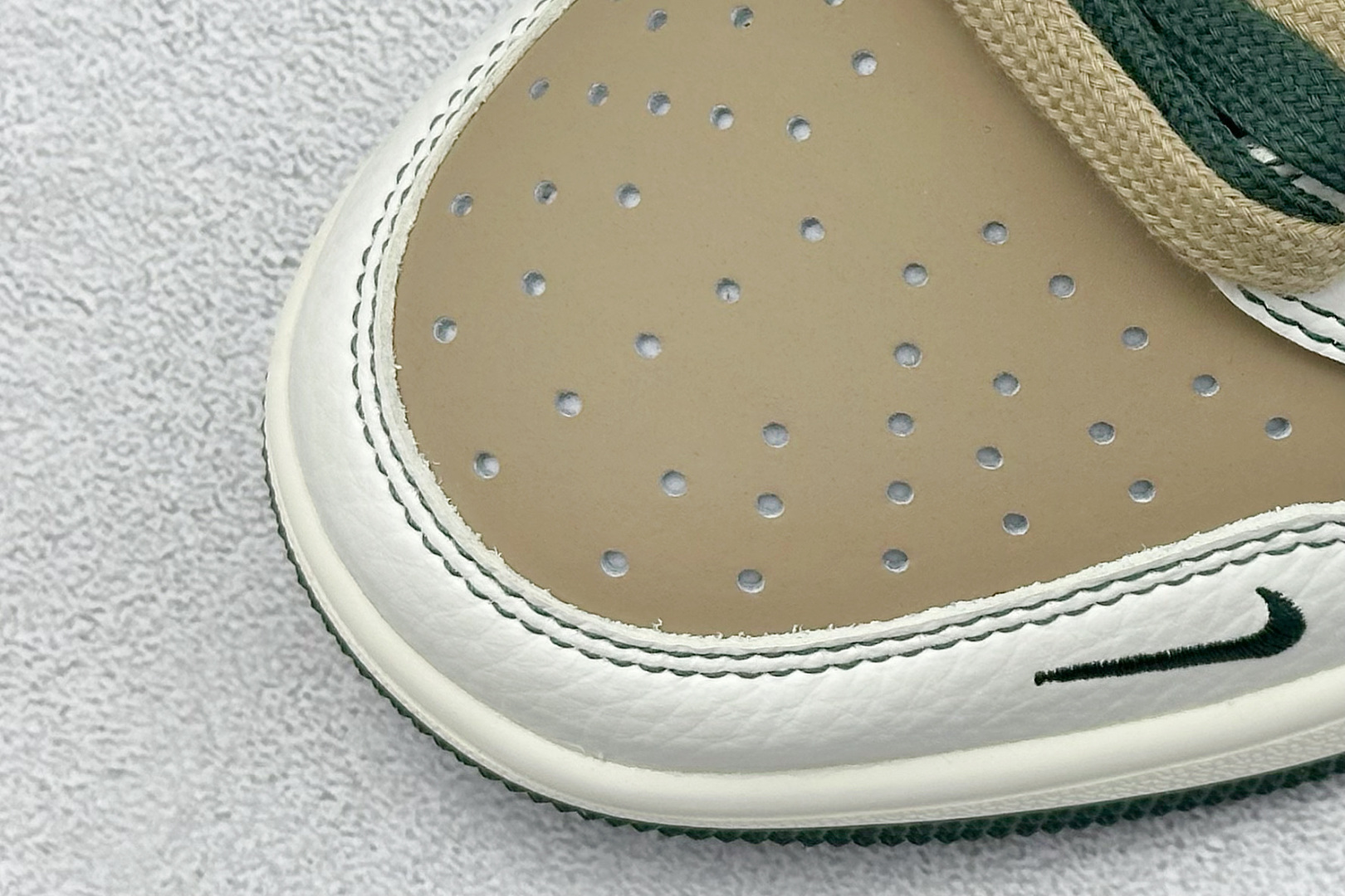 SC版Travis Scott x Fragment Design x Air Jordan 1 Low SP AJ1 乔1 古驰联名 墨绿白棕 低帮文化休闲板鞋 XZ5749-006