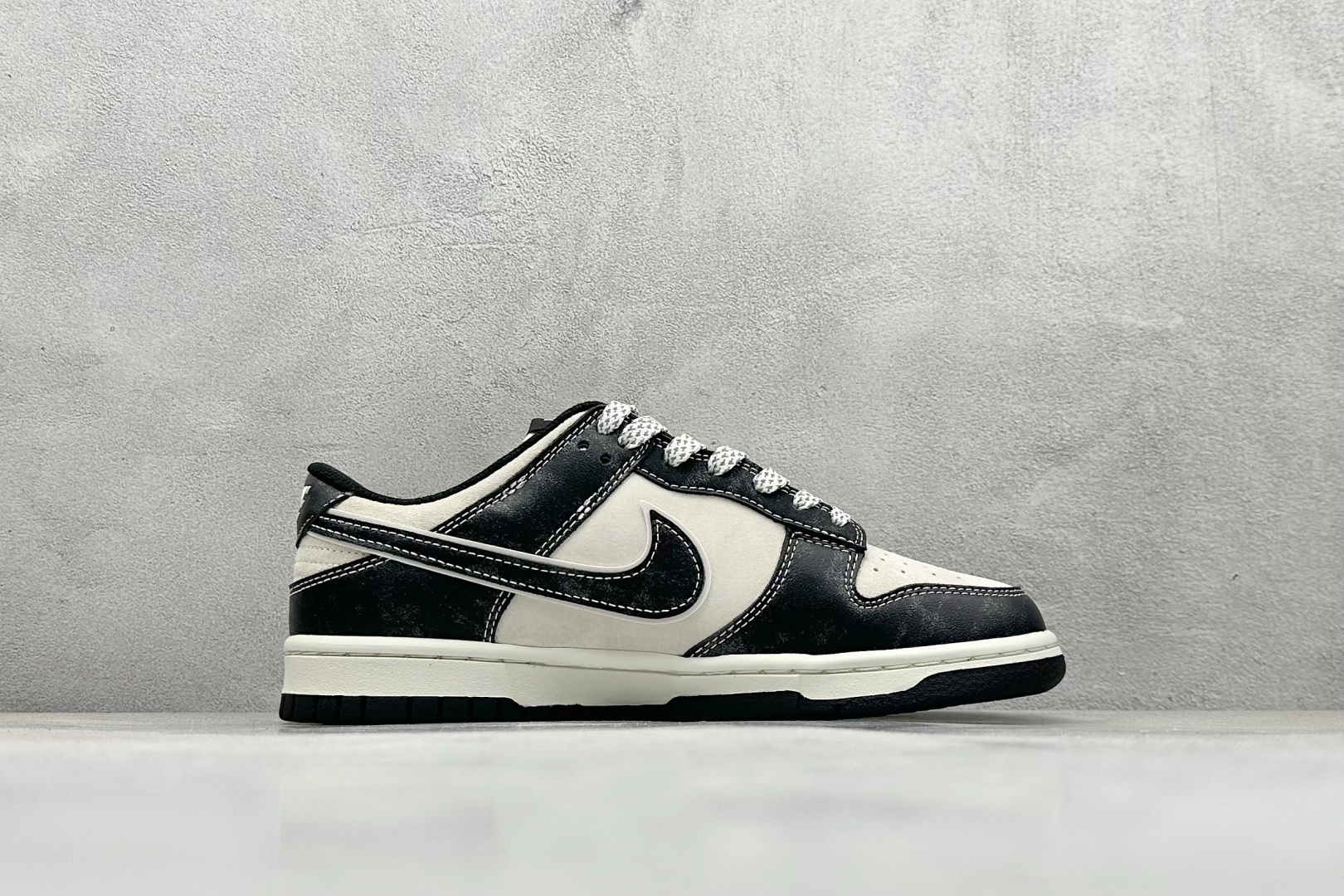 XC版Nike SB Dunk Low“北面系列——漆皮黑勾” 周年高端定制 低帮休闲板鞋 DJ2024-047