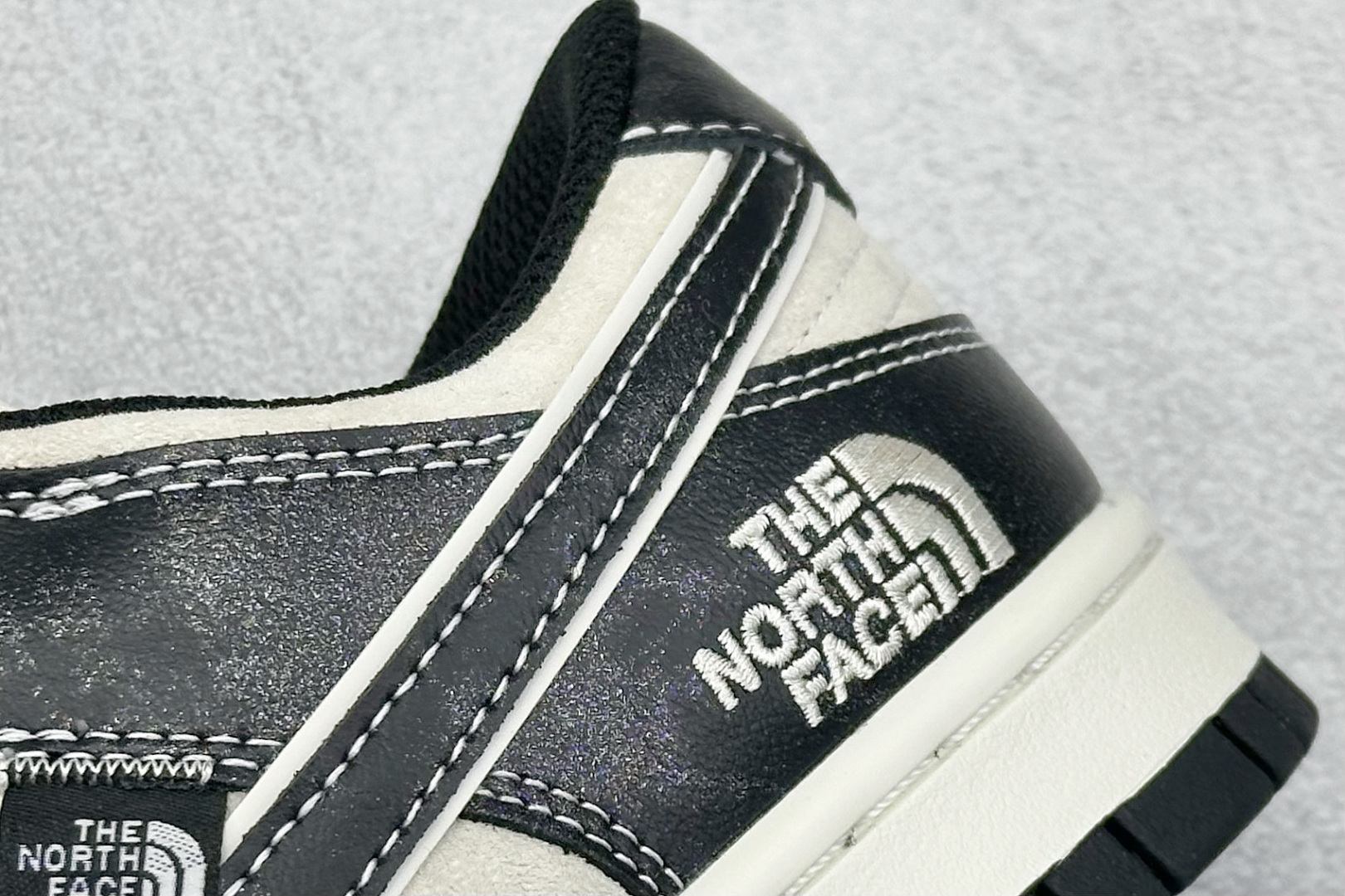 XC版Nike SB Dunk Low“北面系列——漆皮黑勾” 周年高端定制 低帮休闲板鞋 DJ2024-047