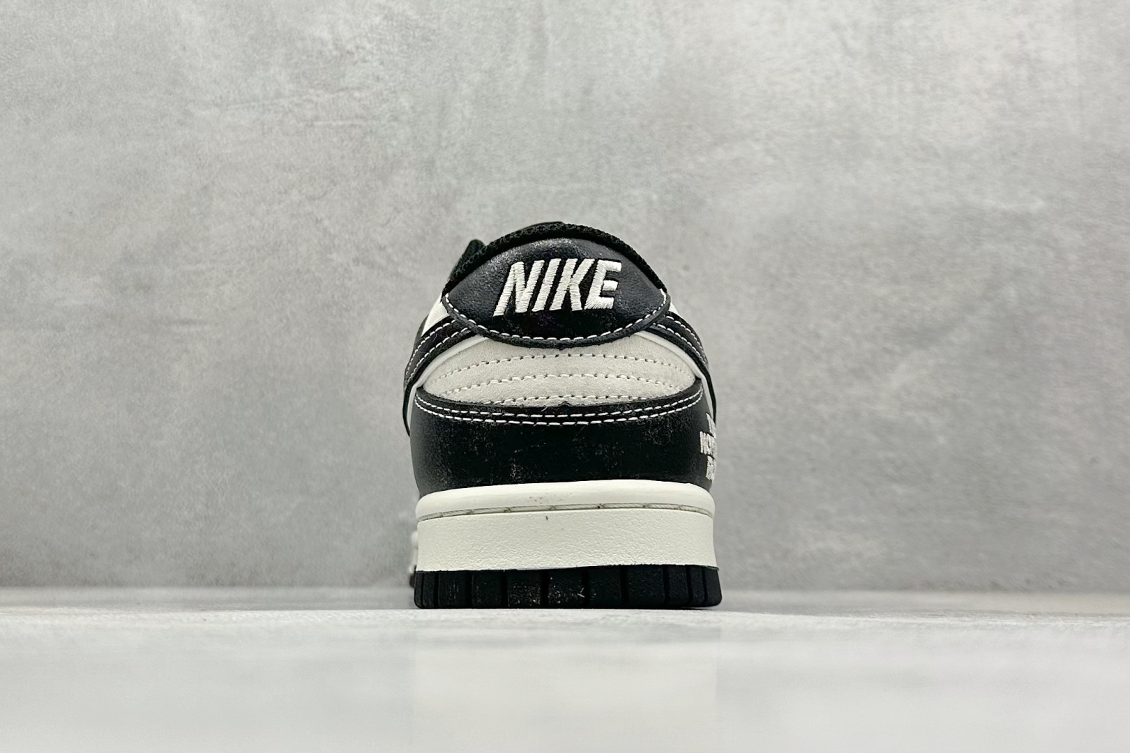 XC版Nike SB Dunk Low“北面系列——漆皮黑勾” 周年高端定制 低帮休闲板鞋 DJ2024-047