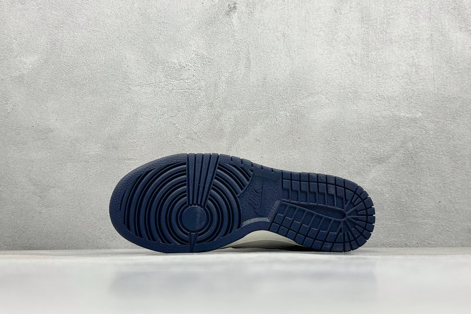 XC版Nk SB Dunk Low Supreme联名-拼色白勾勾 低帮休闲板鞋 DJ2024-045