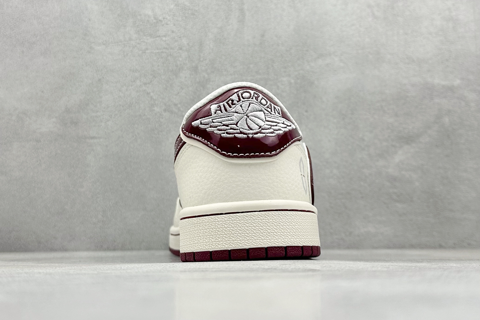 XC版Travis Scott x Fragment Design x Air Jordan 1 Low SP AJ1 乔1 问界联名 金瑞红 低帮文化休闲板鞋 FC1688-239