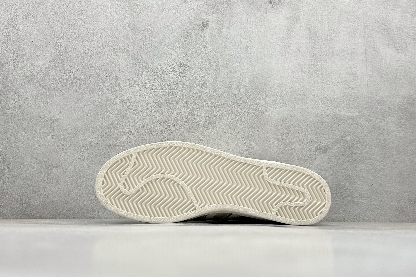 AD Originals Superstar x Louis Vuitton 白红黄 JY8907