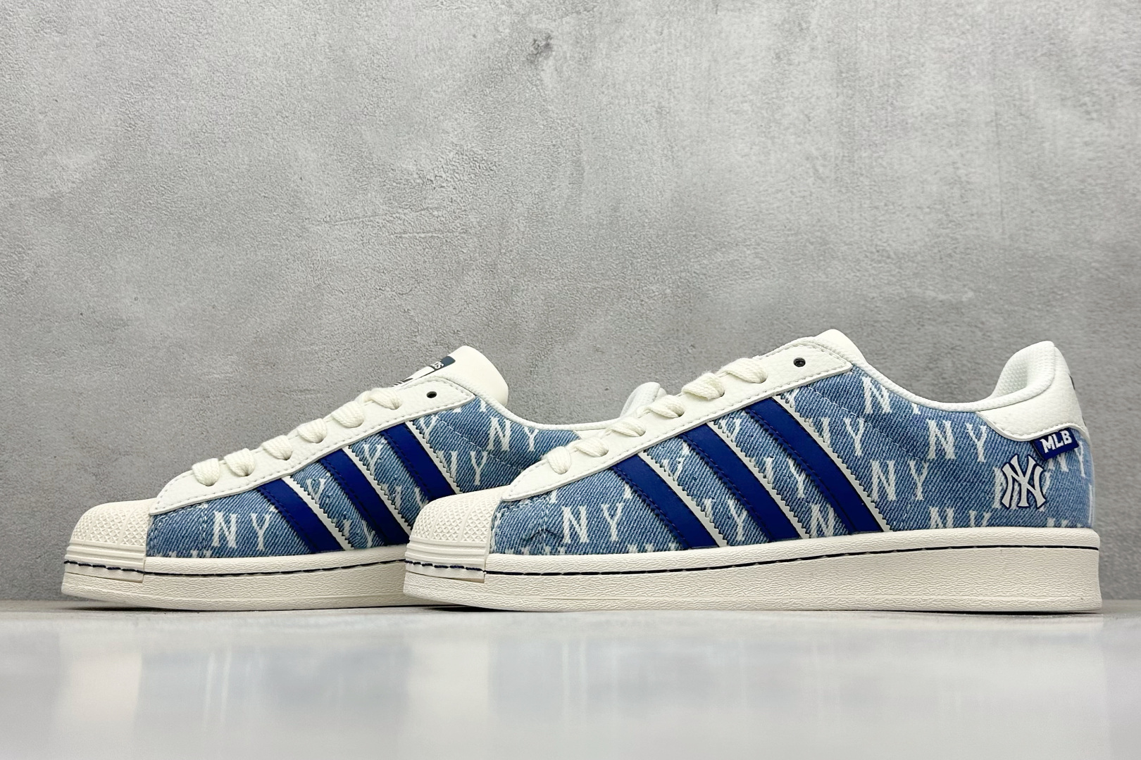 AD Originals Superstar x MLB 白蓝 HS3078