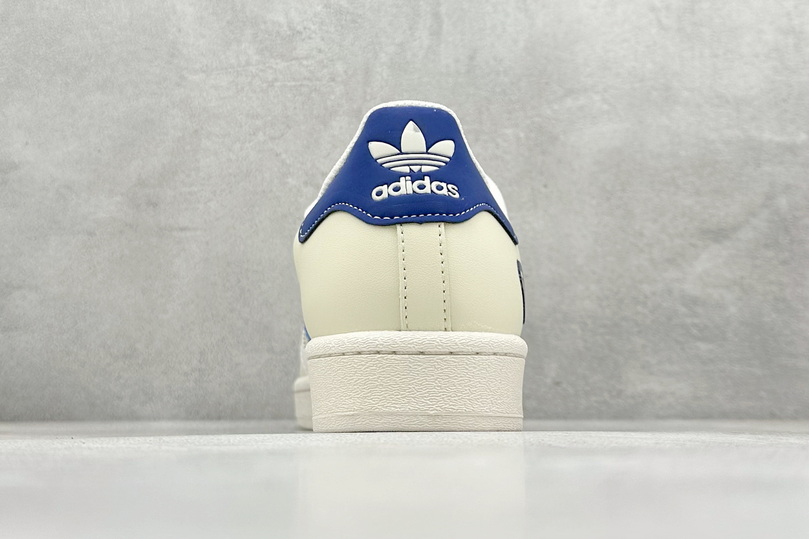 AD Originals Superstar x BAPE 米白 HS3089