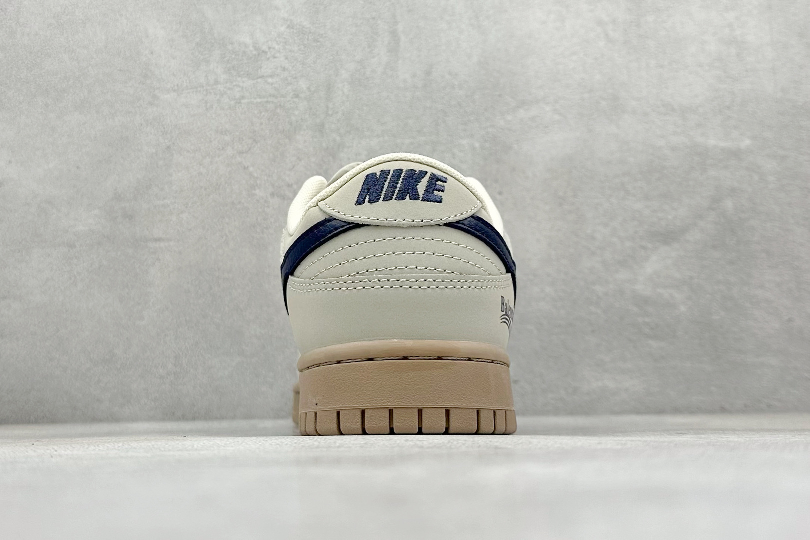 Nike SB Dunk Low x Balenciaga 木棕小勾 XD1588-216