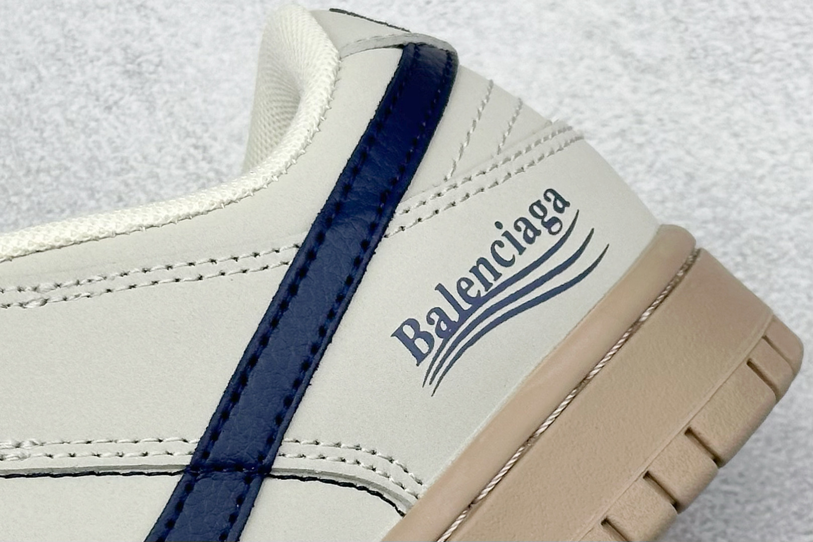 Nike SB Dunk Low x Balenciaga 木棕小勾 XD1588-216