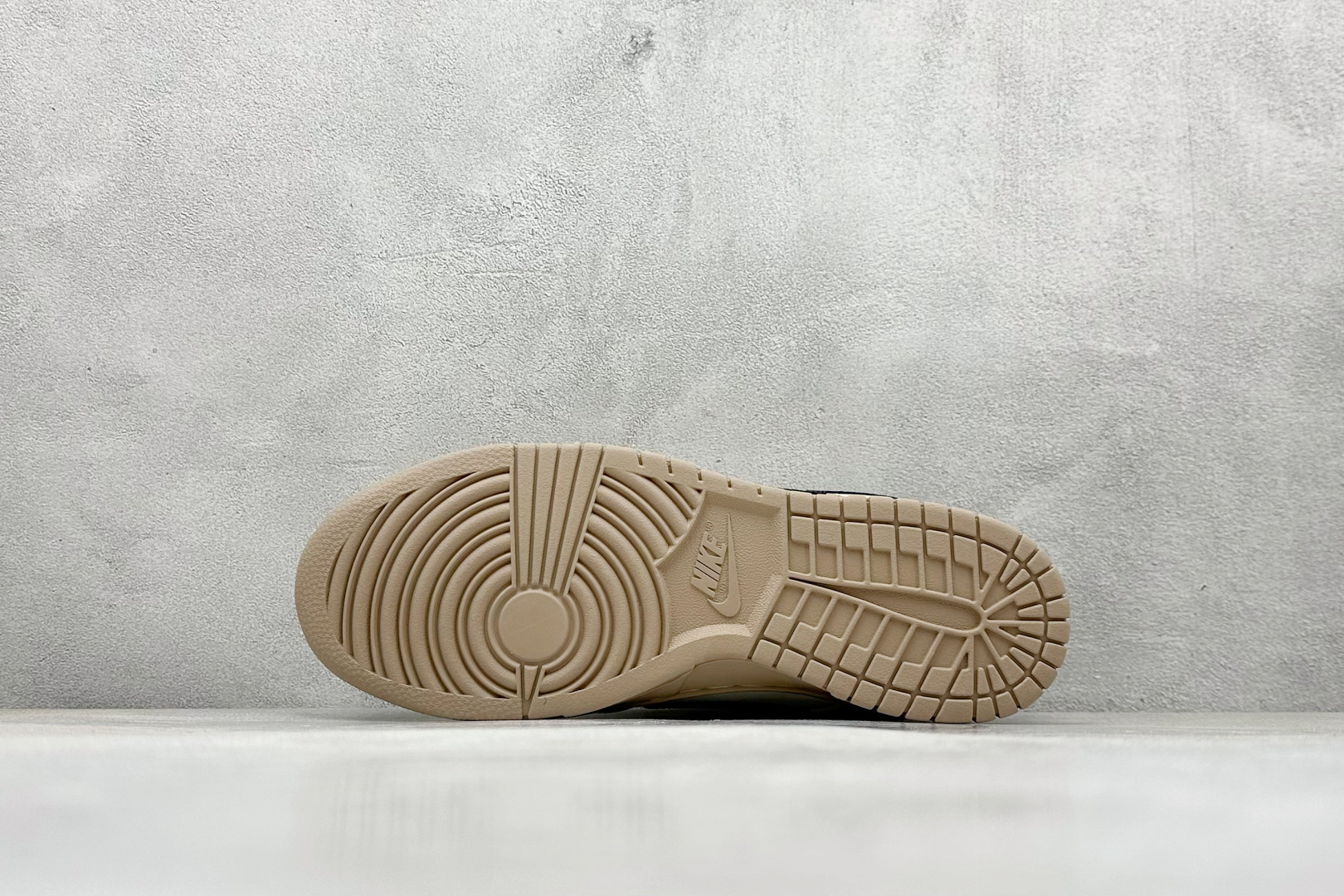 Nike SB Dunk Low x Balenciaga 木棕小勾 XD1588-216