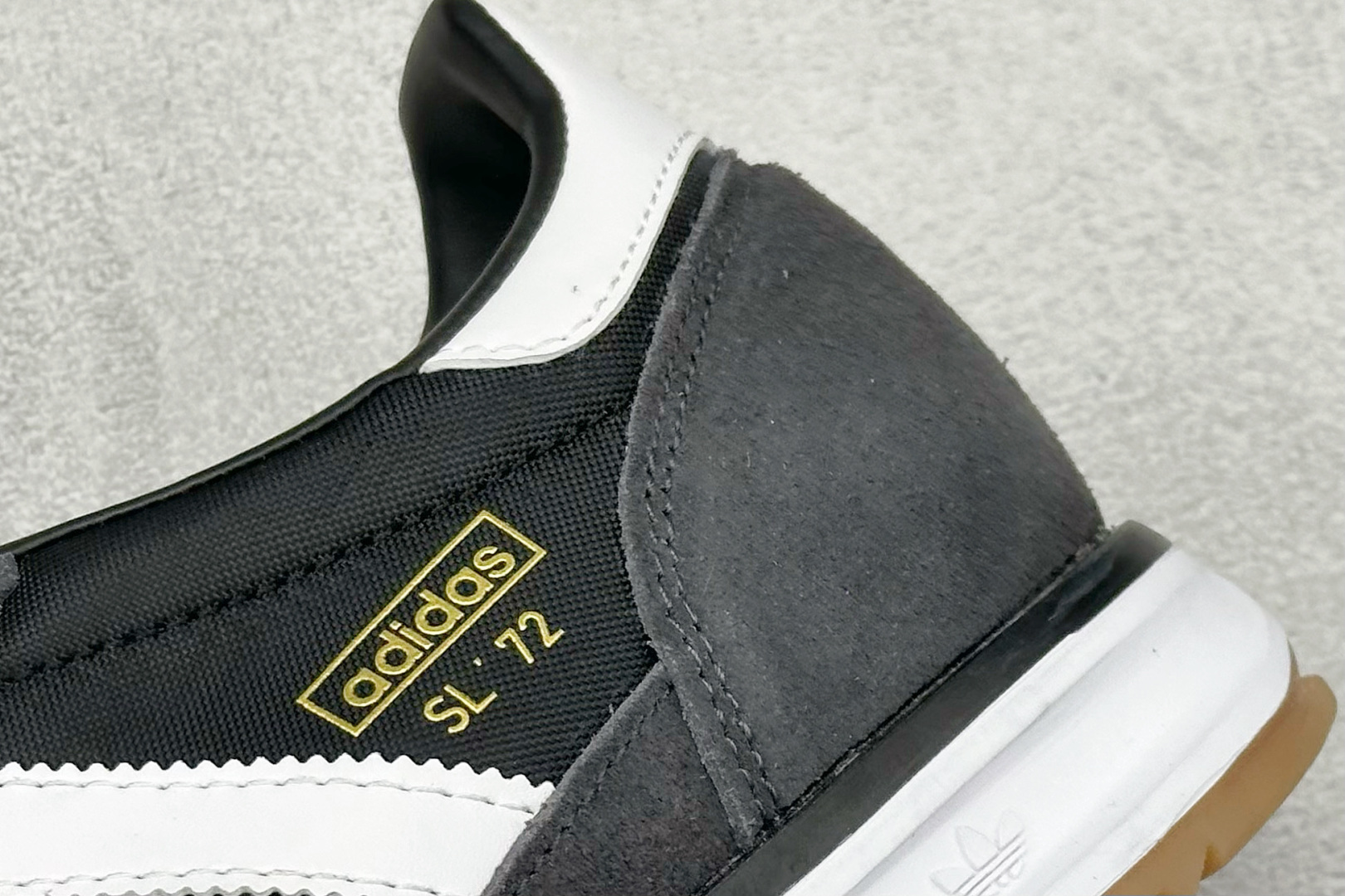 BF版AD Originals SL 72 RS 阿迪休闲防滑耐磨低帮板鞋 JI1282