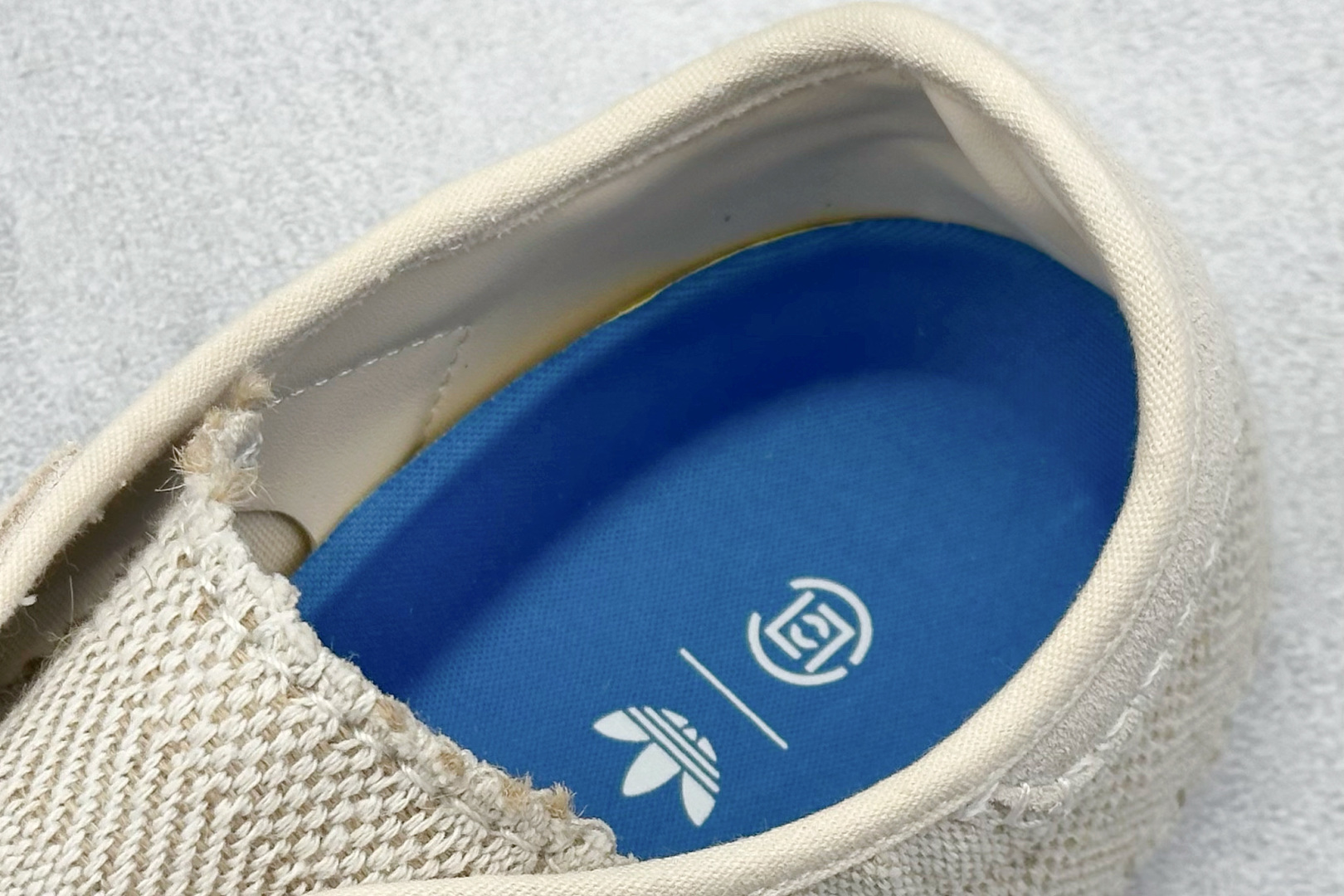 HY版CL x Adidas originals GAZELLE BY EDISON CHEN 柔软舒适低帮板鞋 IH3144