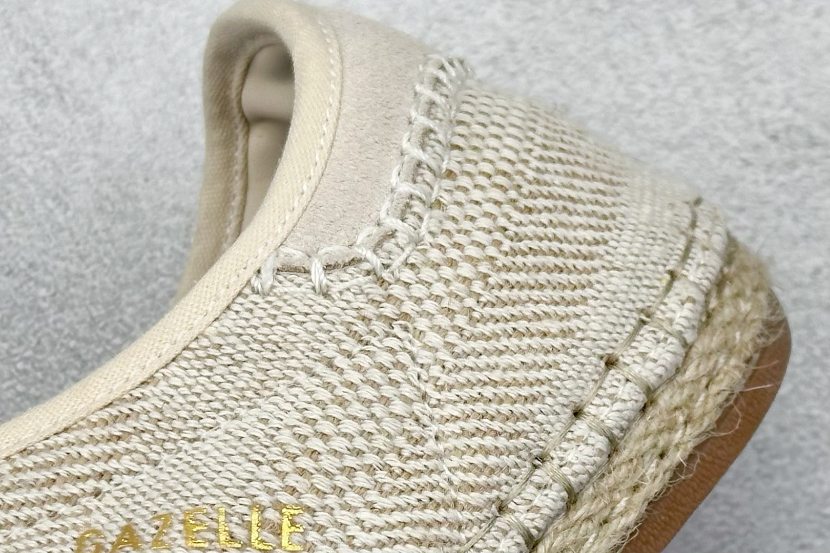 HY版CL x Adidas originals GAZELLE BY EDISON CHEN 柔软舒适低帮板鞋 IH3144