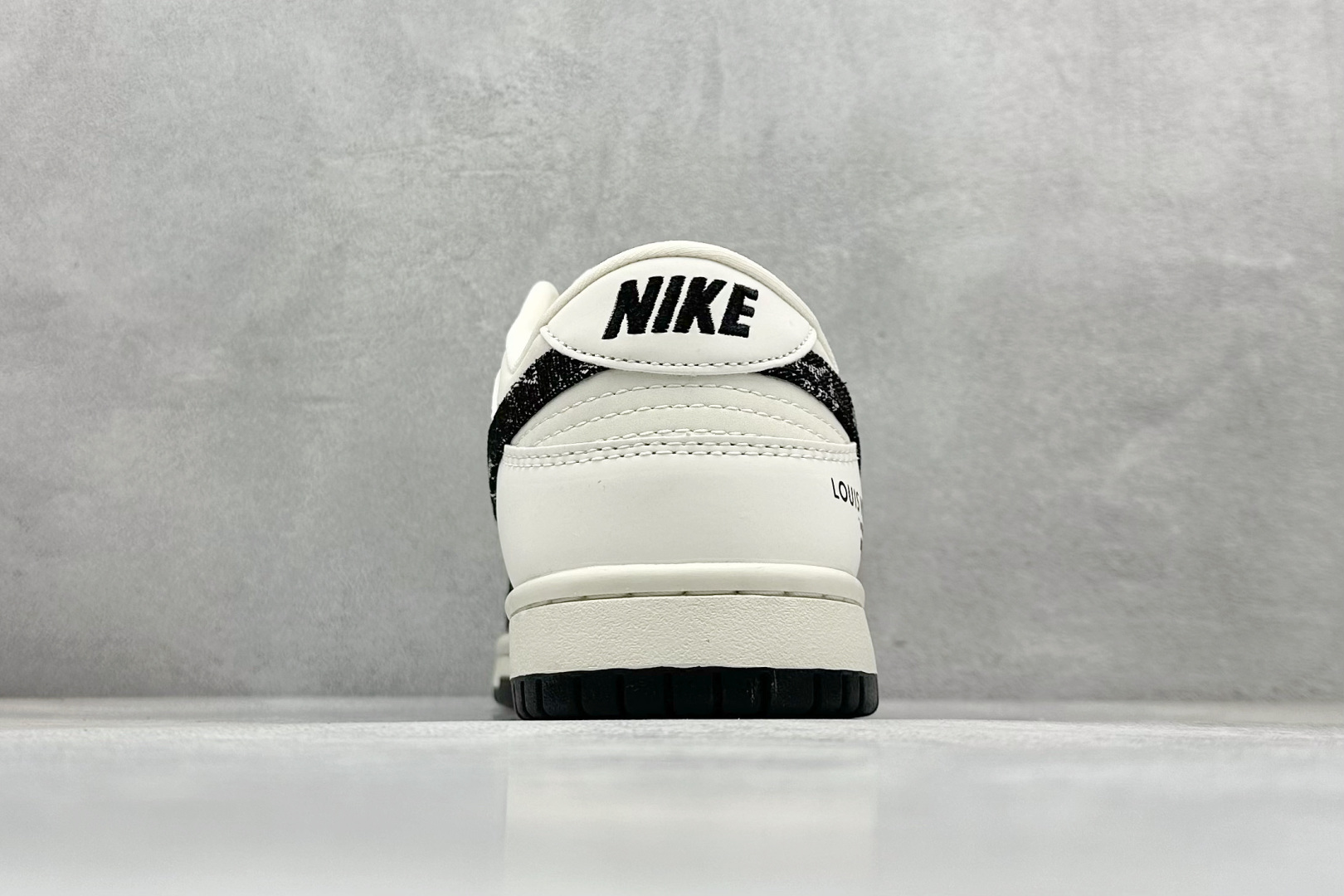 SC版Nike SB Dunk Low LV联名 米黑牛仔 周年高端定制 低帮休闲板鞋 JH8310-946