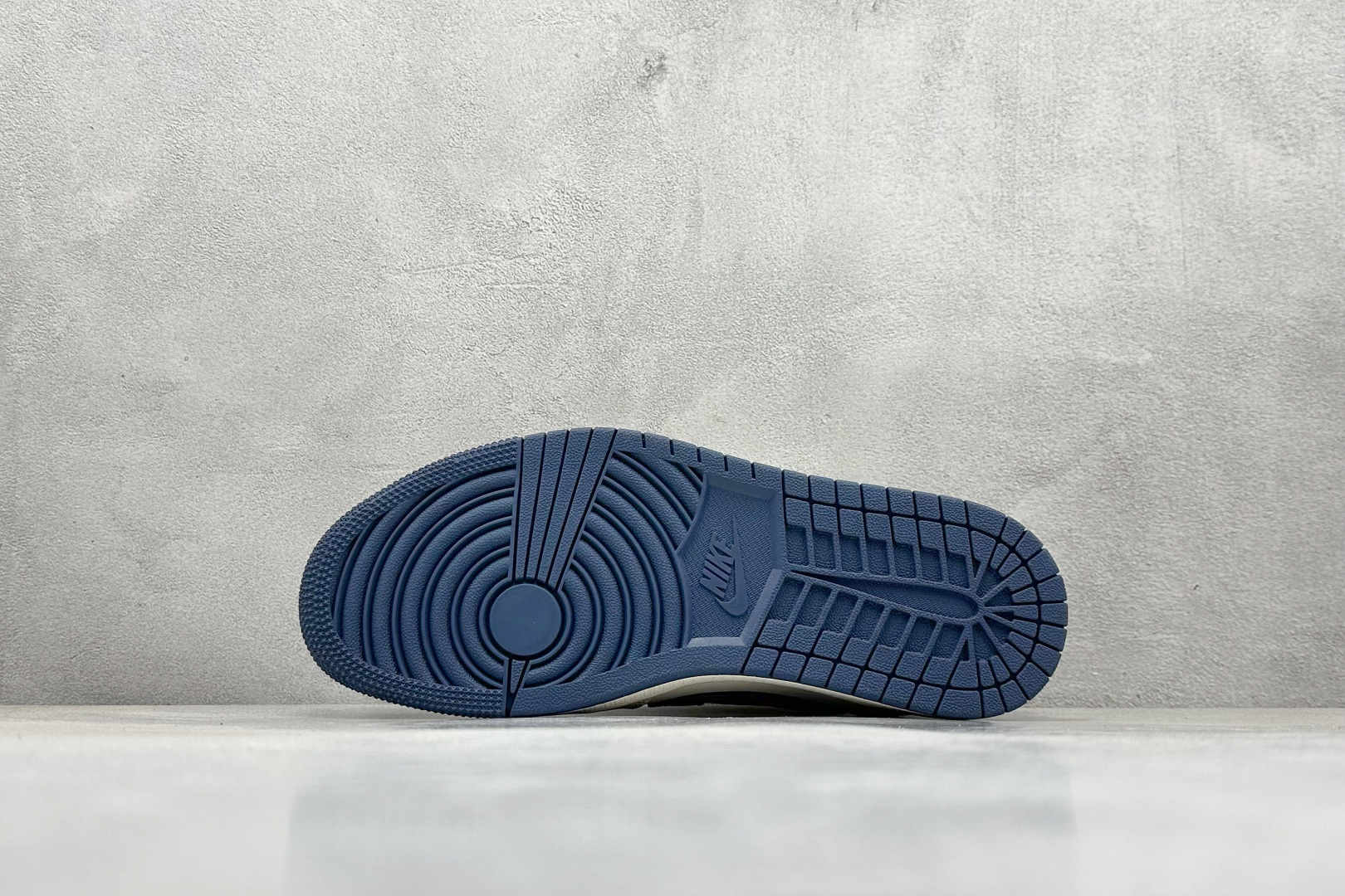 XC版Travis Scott x Fragment Design x Jordan Air Jordan 1 Low SP “纪梵希联名——米蓝勾蓝底” LX1988-109