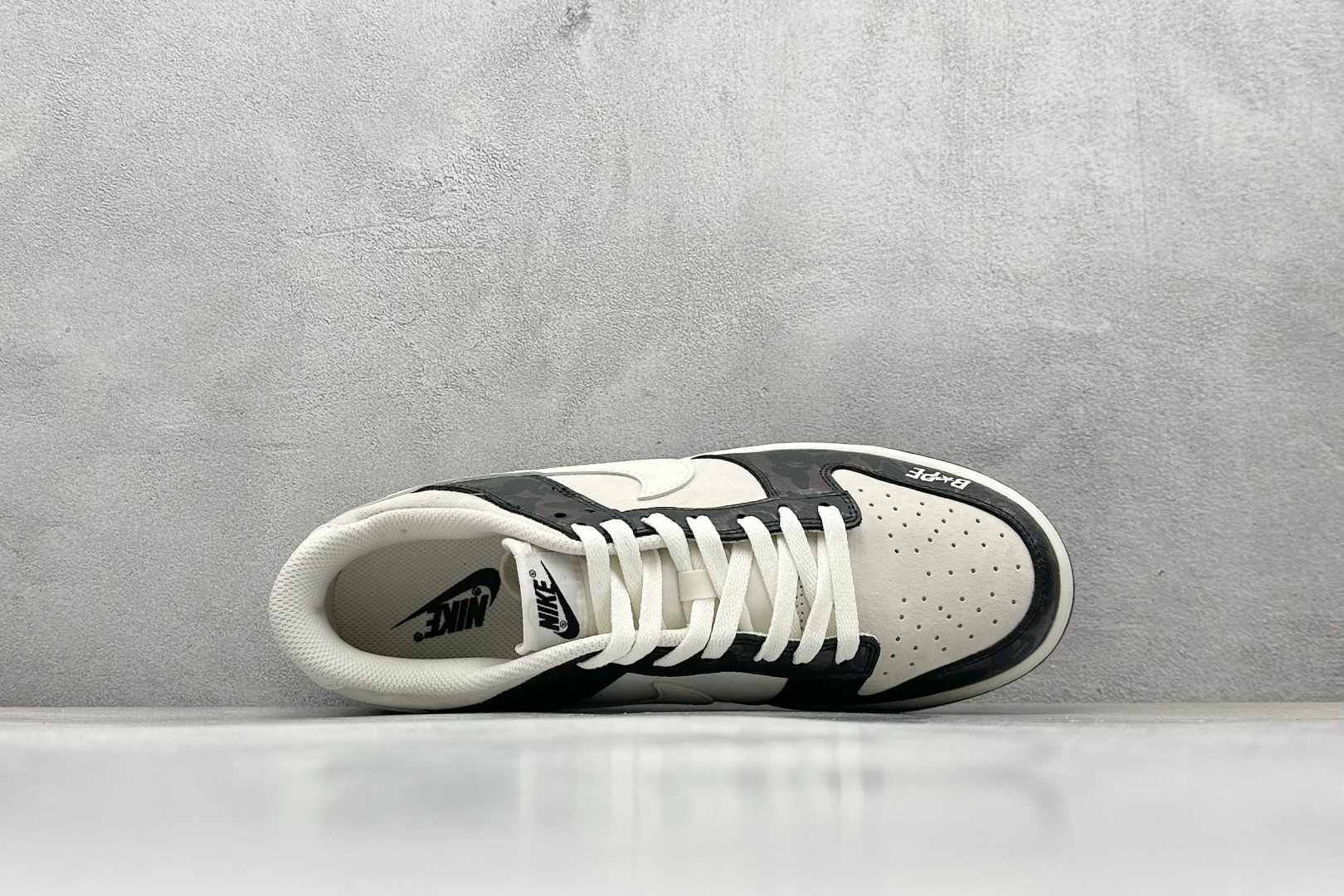 XC版Nk SB Dunk Low BAPE联名 泼墨猪八白勾 周年高端定制 低帮休闲板鞋 DJ2024-053