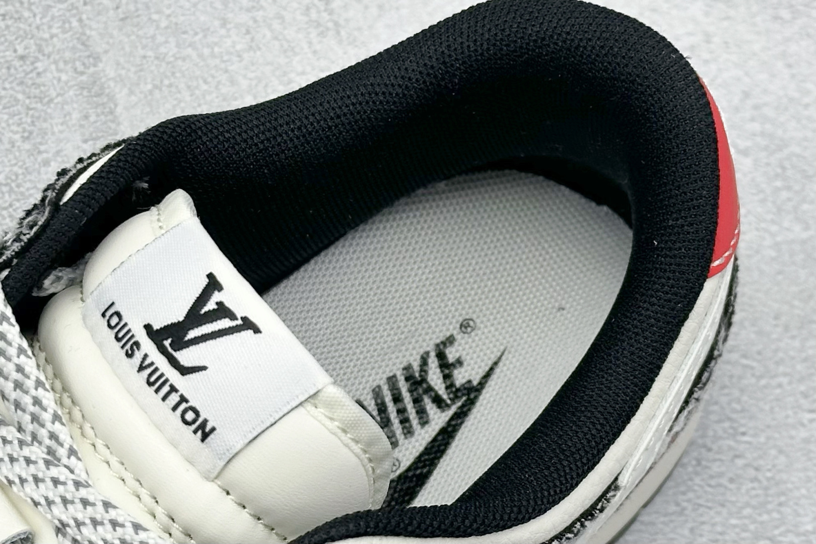 XC版Nike SB Dunk Low LV联名 黑牛仔白勾勾 周年高端定制 低帮休闲板鞋 FC1688-233