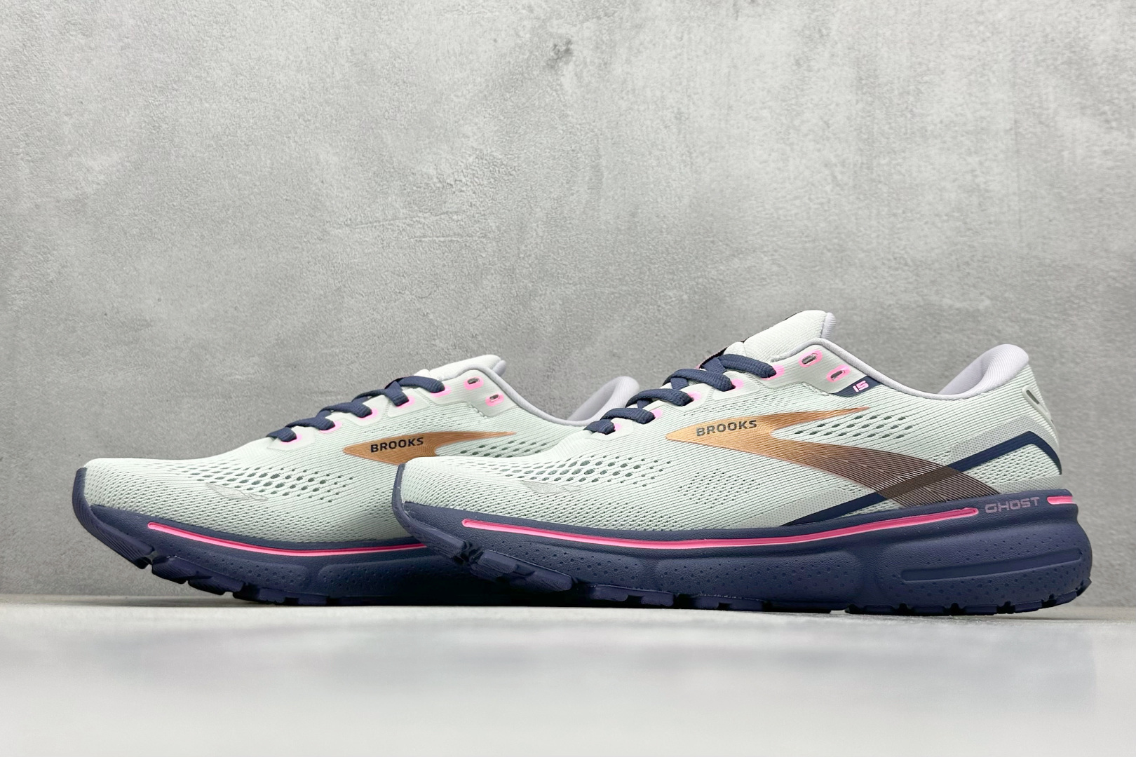 Brooks Ghost 15代 布鲁克斯 系列低帮透气缓震支撑休闲运动慢跑鞋 120380 1B 195