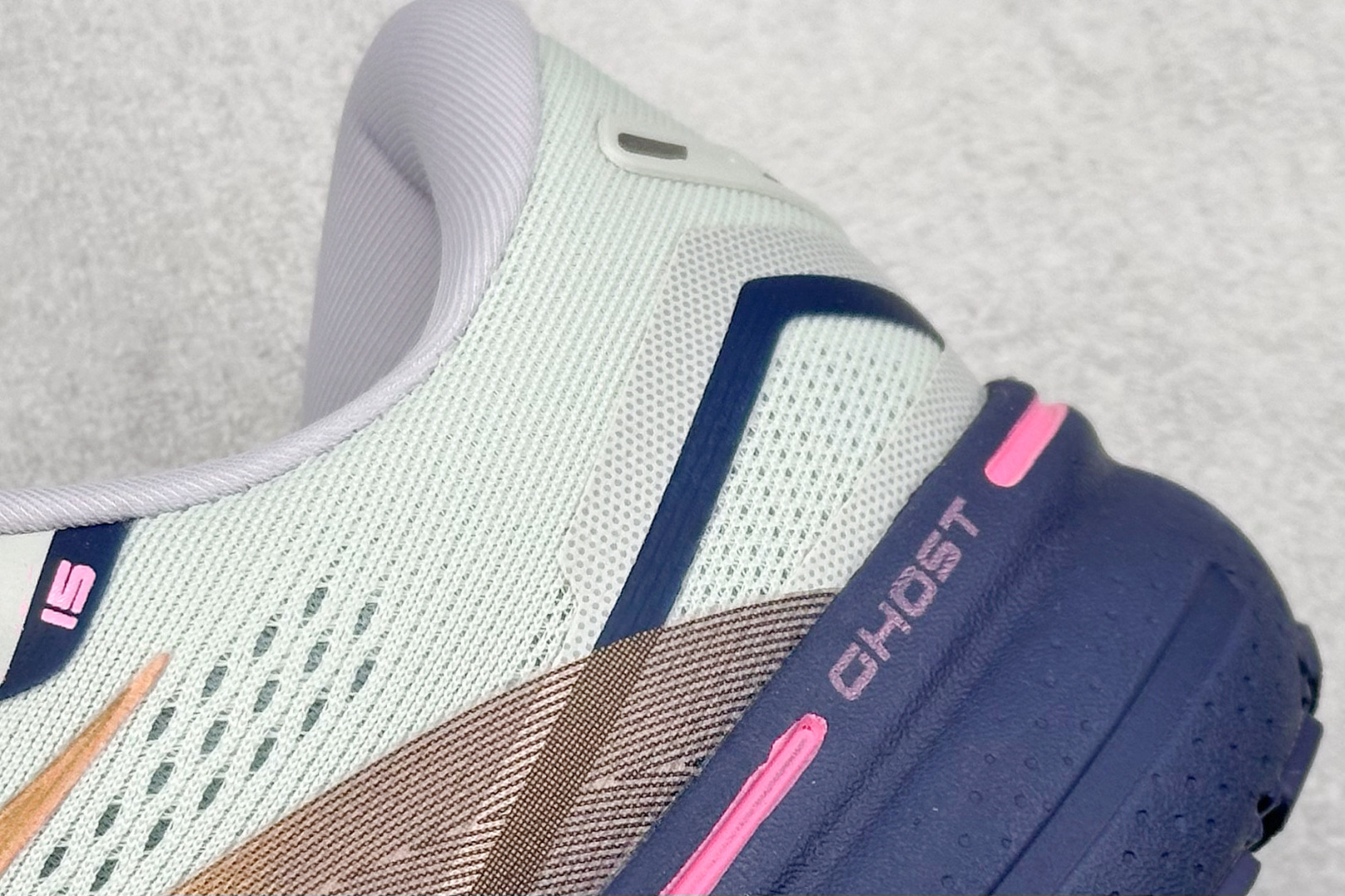 Brooks Ghost 15代 布鲁克斯 系列低帮透气缓震支撑休闲运动慢跑鞋 120380 1B 195