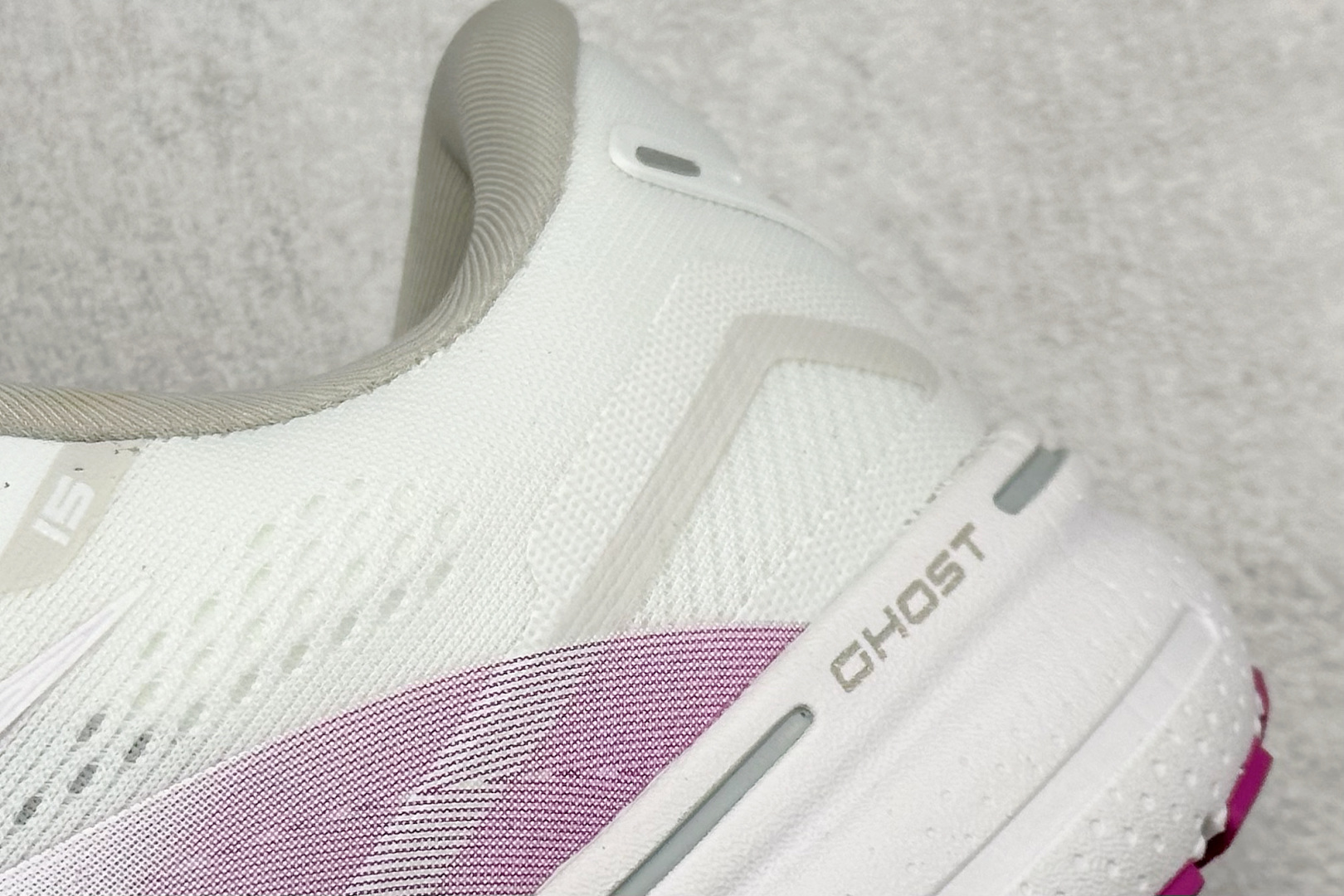 Brooks Ghost 15代 布鲁克斯 系列低帮透气缓震支撑休闲运动慢跑鞋 120380 1B 492