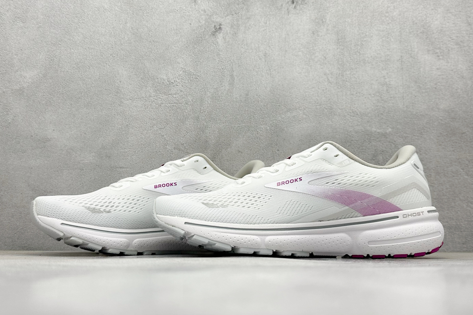 Brooks Ghost 15代 布鲁克斯 系列低帮透气缓震支撑休闲运动慢跑鞋 120380 1B 492