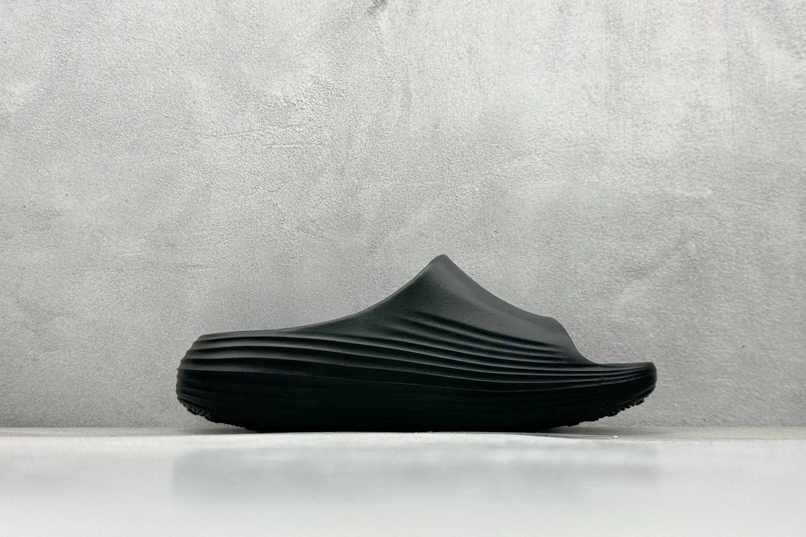 Nike ReactX Rejuven8 Slide 耐克夏日穿搭凉鞋 HV4479-011