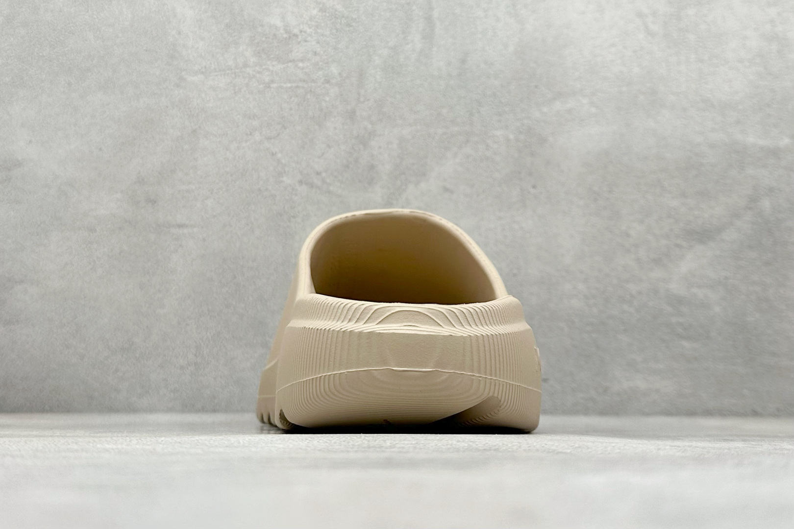 MLB Skipper Slide 纽约洋基队 夏季休闲拖鞋 3ALPS0153