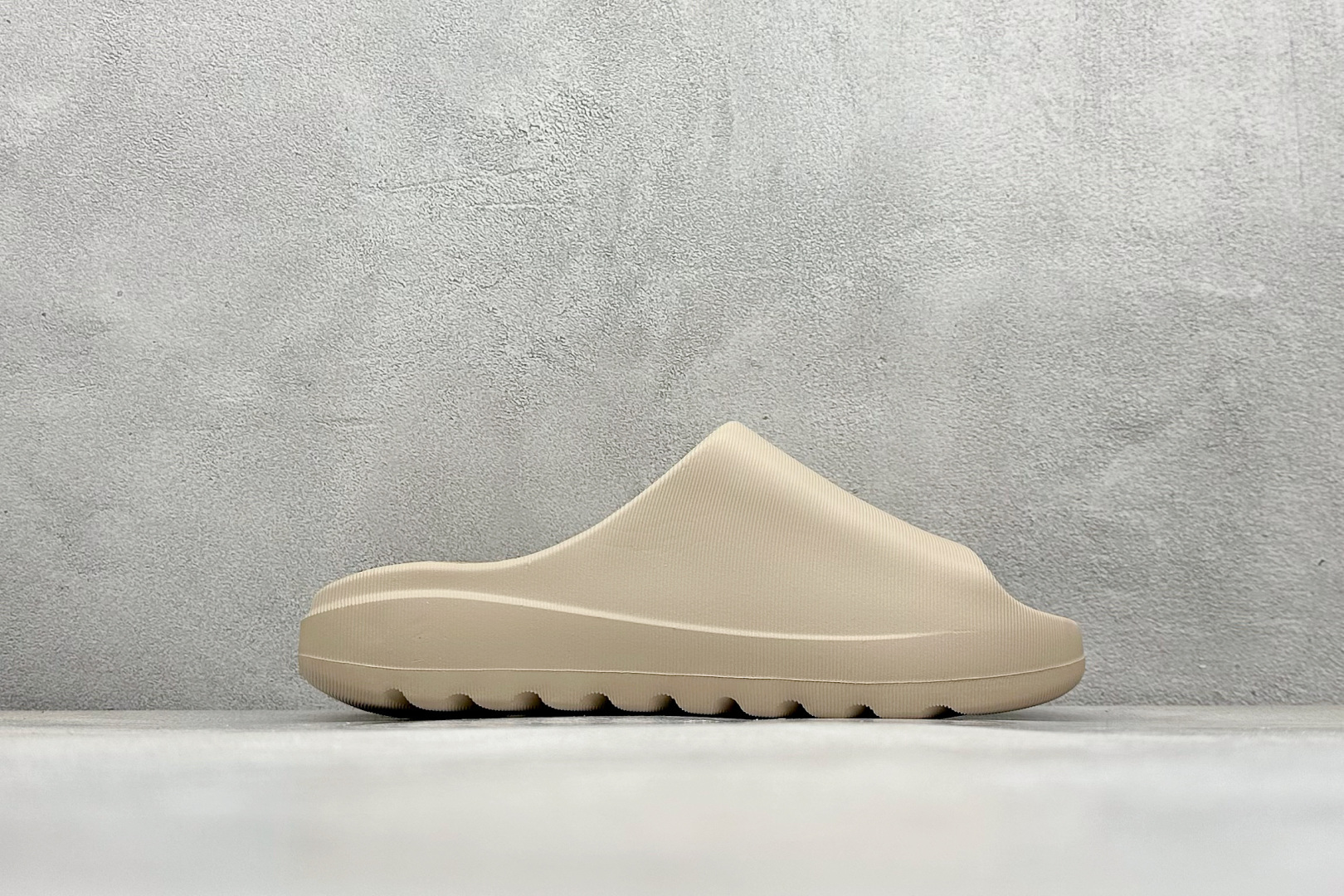 MLB Skipper Slide 纽约洋基队 夏季休闲拖鞋 3ALPS0153